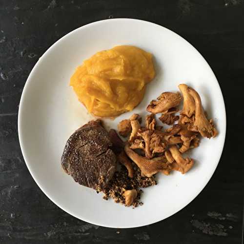 Tournedos de boeuf aux noisettes, purée de courge butternut et girolles