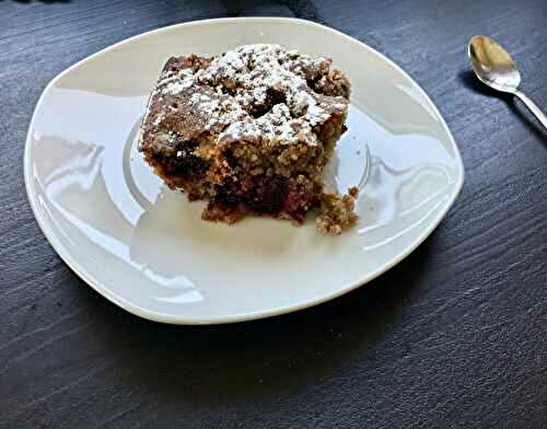 Moelleux aux cerises et pâte de pistache