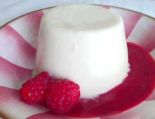 Panna cotta au coulis de framboise WW