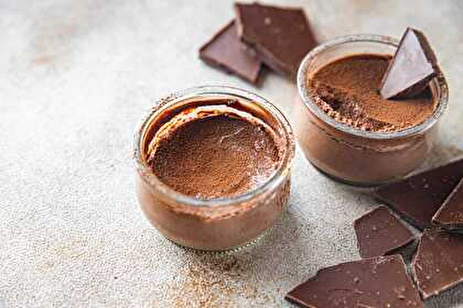 Crème au chocolat à faire cuire au bain marie au four