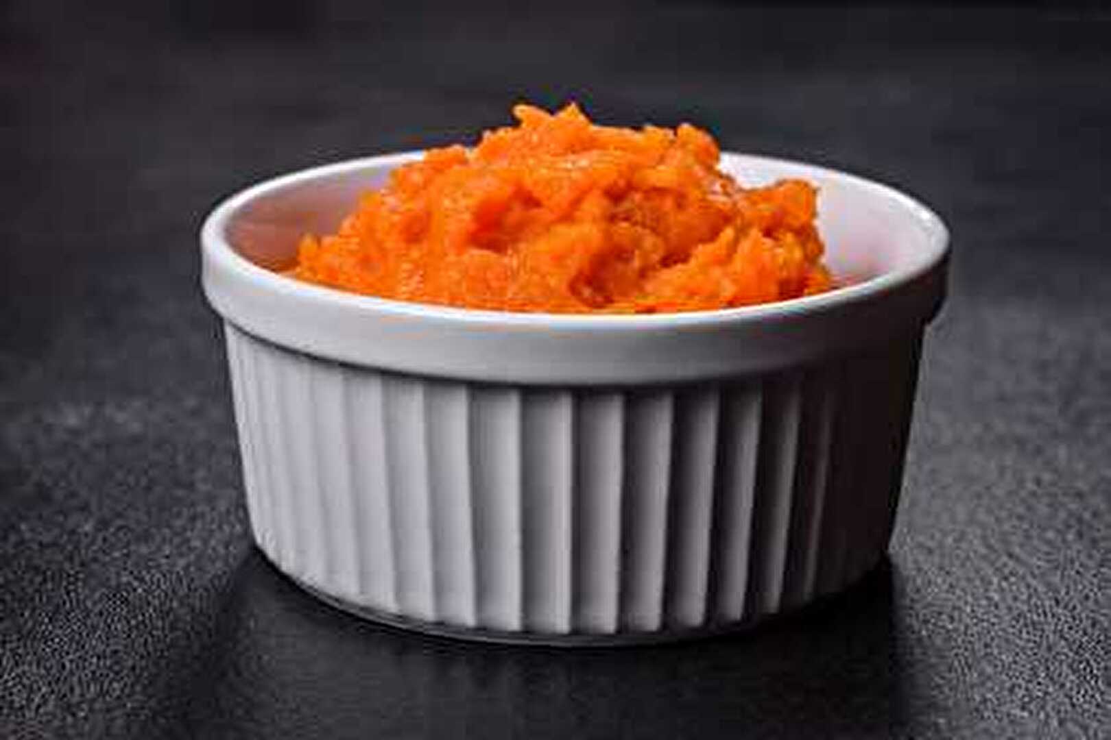 Purée de carottes : la recette parfaite pour une petite purée toute douce au robot cuiseur.
