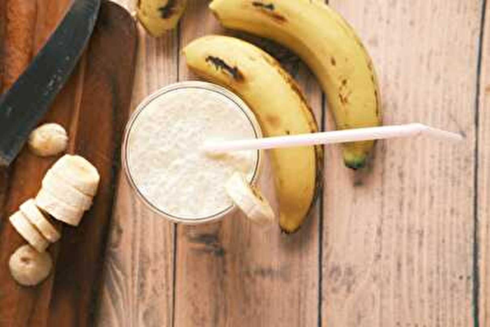 Smoothie aux bananes trop mûres