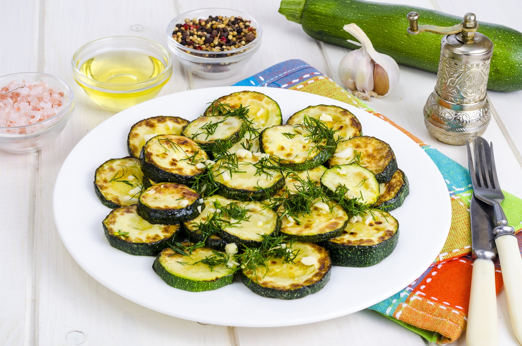 Courgette Grillées au barbecue à l'Ail, au Sel Rose et aux Herbes