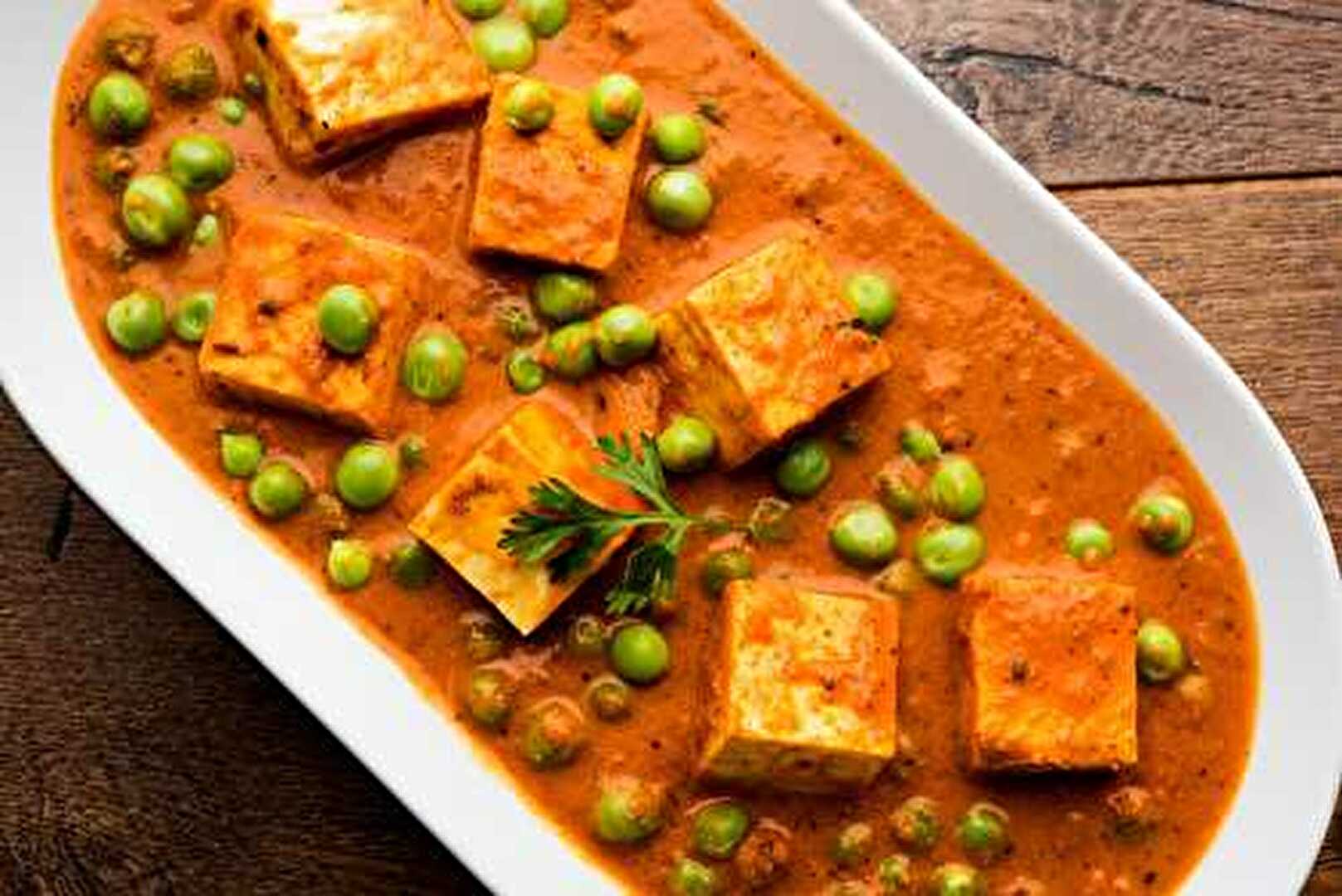 Curry Matar Paneer au Tofu Fumé et Petits Pois
