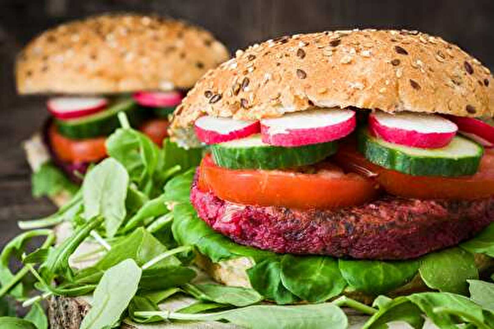 Hamburger Végétarien au Steak de Betterave pour fêter l' Automne