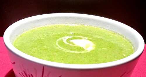 Recette Facile de Soupe Chaude ou Froide Avocat et Ortie du Jardin