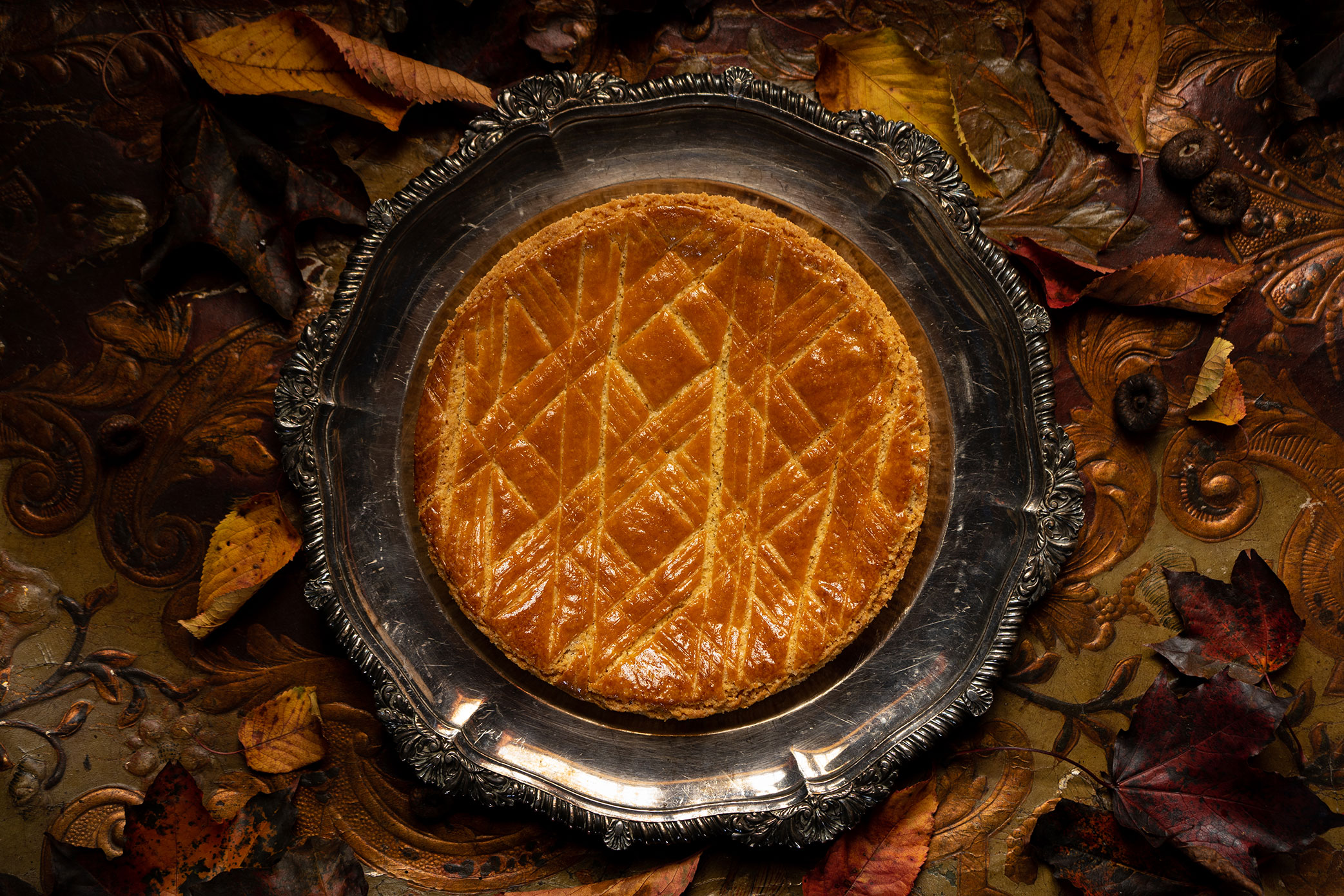 Gâteau basque à la confiture de cerises noires