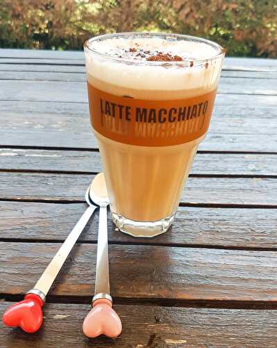 Café glacé et sa mousse de lait onctueuse  - ROSE BONBON COOK