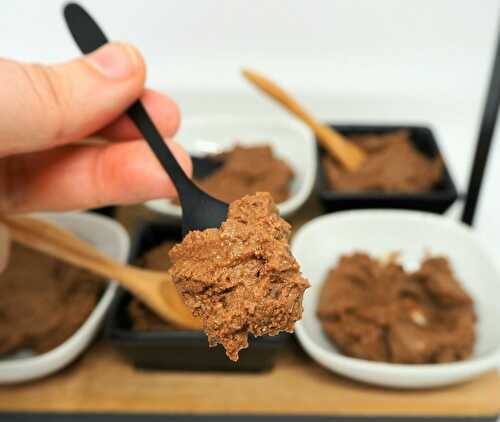 Mousse au chocolat vegane (sans pois chiche)