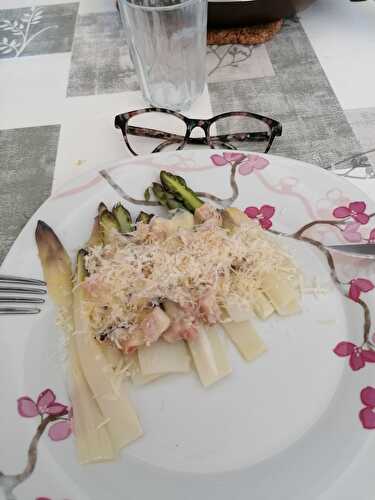 ASPERGES À LA CARBONARA