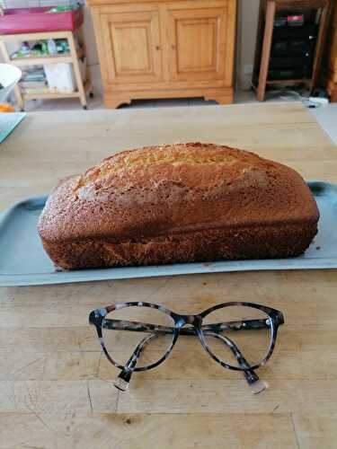 CAKE AU VIN BLANC