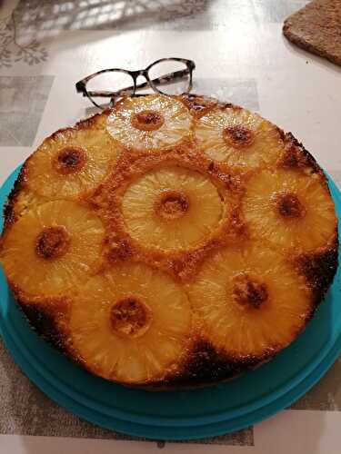 GATEAU À L'ANANAS