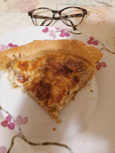 TARTE AUX OIGNONS ET AU FROMAGE