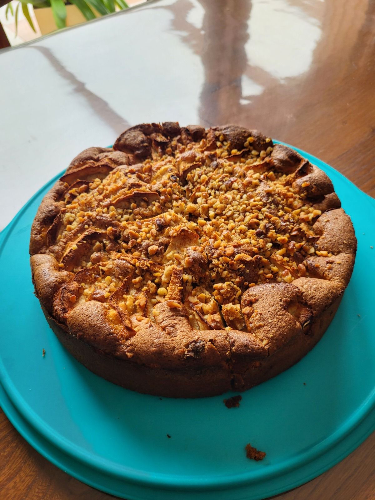 GATEAU AUX POMMES ET NOIX