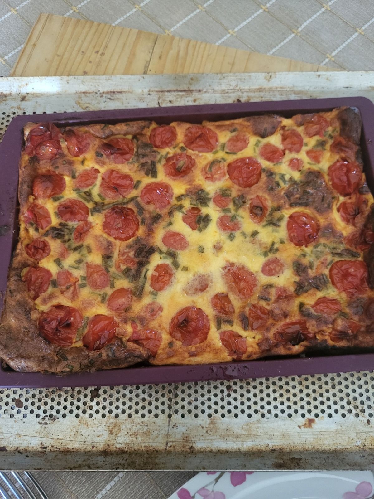 CLAFOUTIS DE TOMATES CERISES