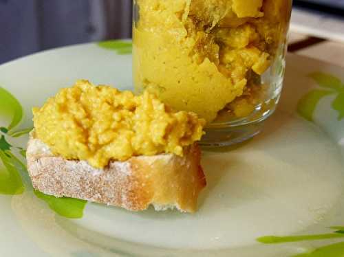 Tartinade de pois-chiches au curcuma