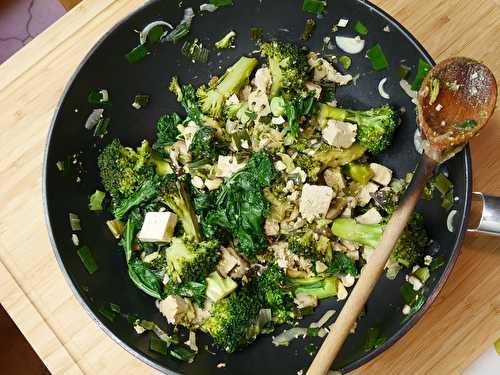 Wok de tofu & légumes verts