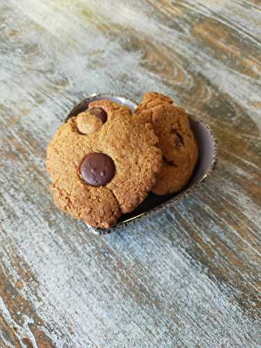 Cookies au chocolat noir et à la farine complète IG bas