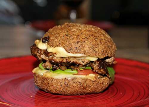 Hamburger au fromage à raclette IG bas et même cétogène