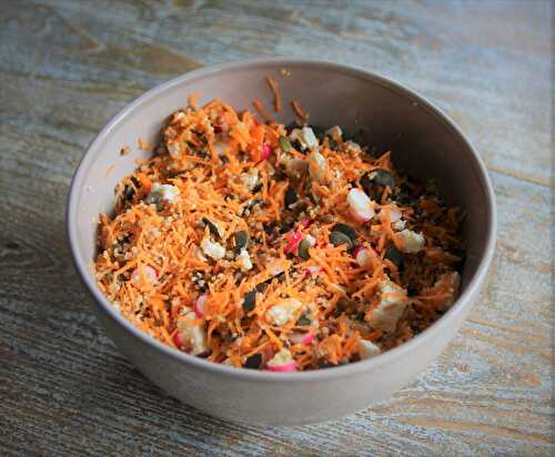 Salade quinoa, lentilles, carottes, radis, feta IG bas