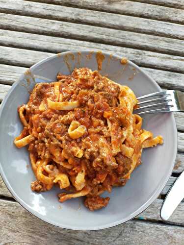 Tagliatelles à la bolognaise à la Fiberpasta IG très bas à la Pasta maker