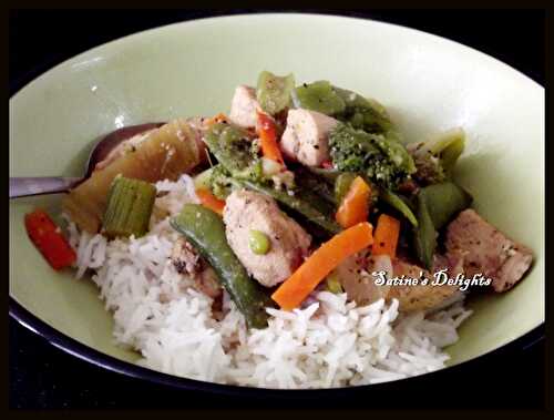 Wok de poulet aux légumes