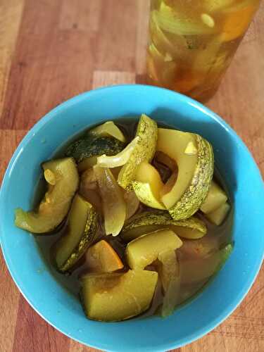 Courgettes au vinaigre et épices