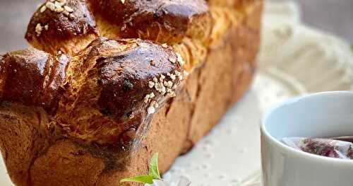 Brioche Tressée Parfumée à la Fleur d'Oranger tellement moelleuse