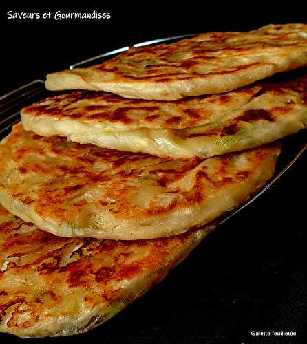 Galettes feuilletées farcies.