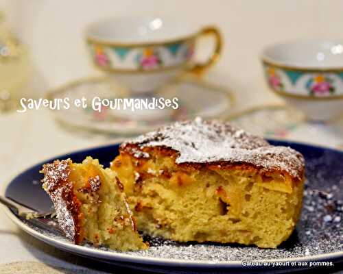 Gâteau au Yaourt et Pommes.