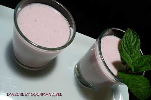 Lassi aux framboises.