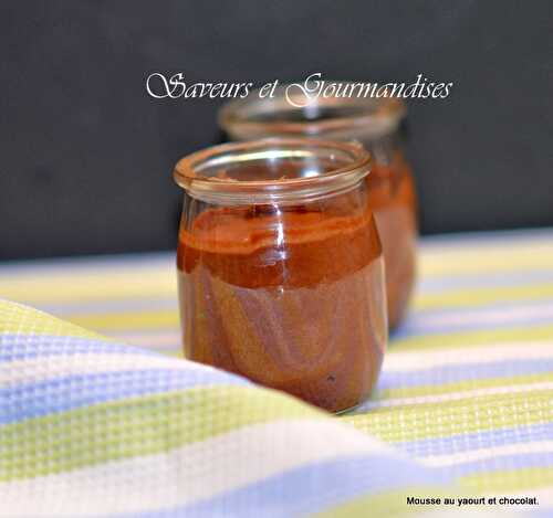 Mousse de  Yaourt au Chocolat.