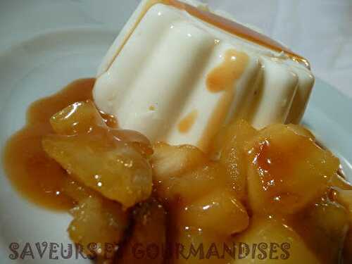 Panna Cotta aux  pommes  et caramel  salé.