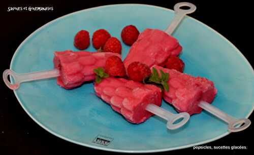 Popsicles ou Sucettes glacées au Pure Via.