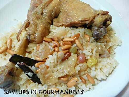 Poulet au Riz et Fruits Secs.