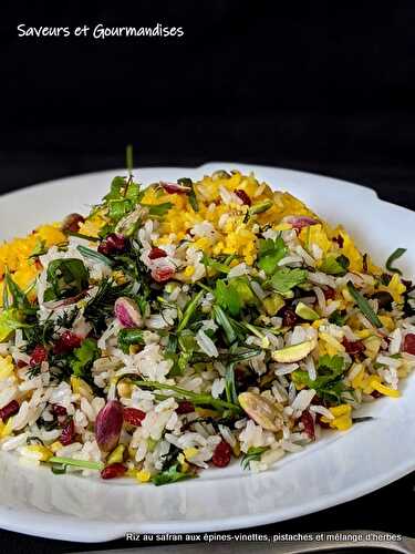 Riz aux barberries, pistaches et mélange d'herbes d'Ottolenghi.