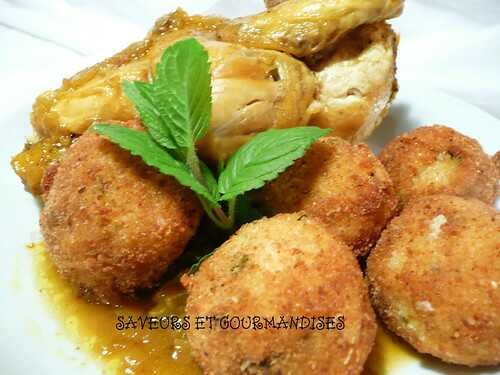 Tajine de poulet aux boulettes de couscous.