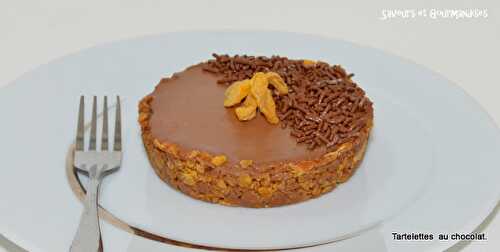 Tartelettes au Chocolat et Corn-Flakes Caramélisés.