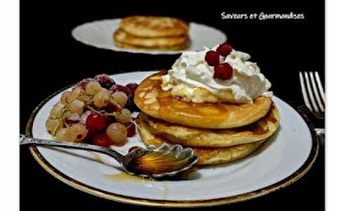 Blinis aux amandes et au miel.