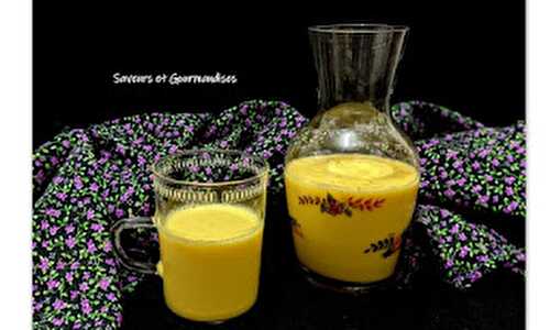 Mango Lassi (Lassi de mangue).