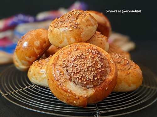 Brioches au Tahini et au Sésame.