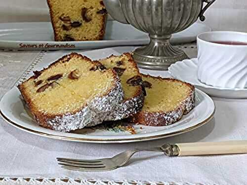 Gâteau Yaourt aux dattes (recette express et très simple à faire)