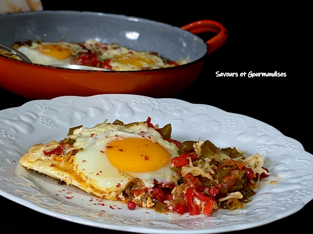 Ratatouille de poivrons aux oeufs.