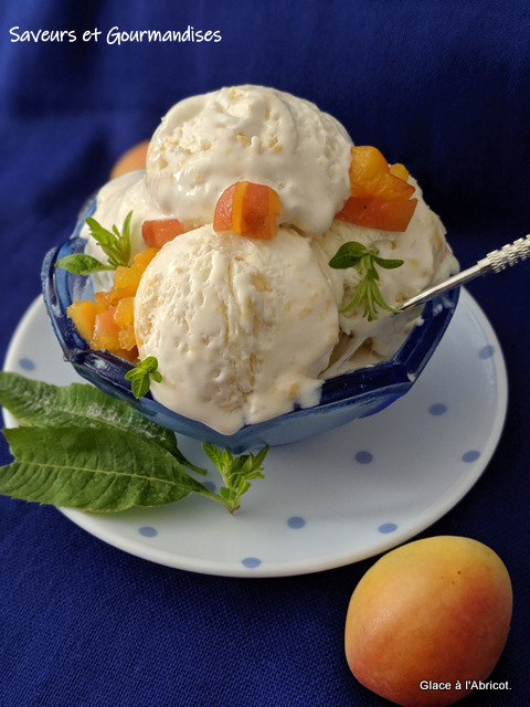 Glace à l’abricot sans sorbetière