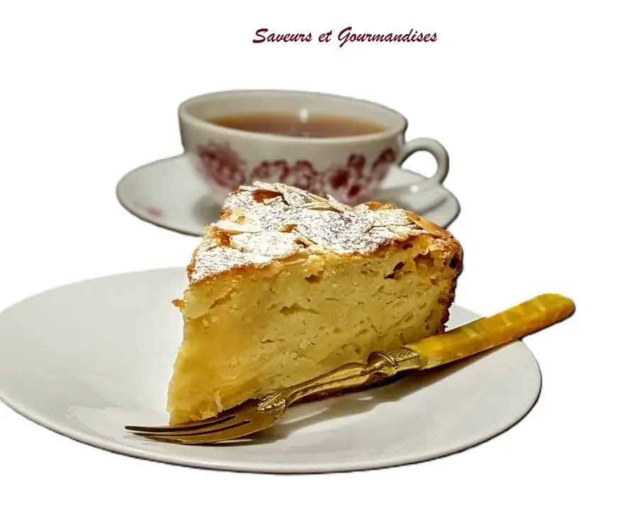 Gâteau aux pommes, mascarpone et amandes