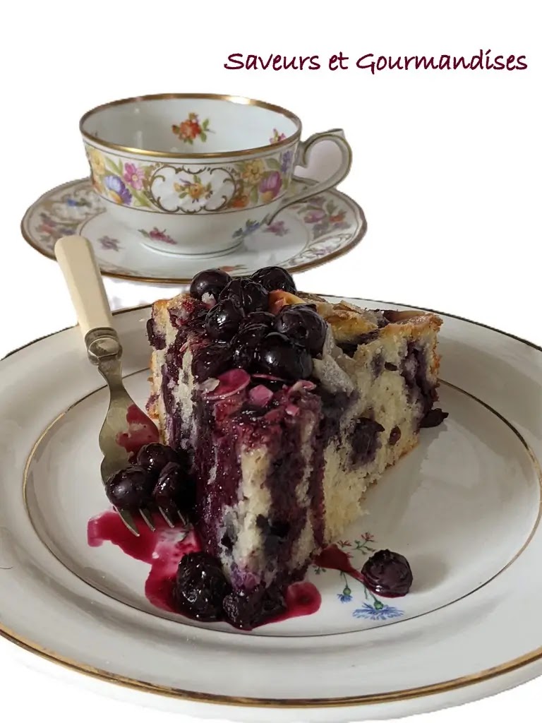Gâteau très moelleux aux myrtilles