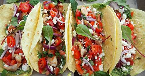 FAJITAS COLORÉES AU POULET ET LÉGUMES