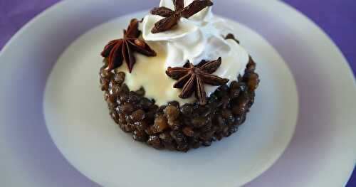 LENTILLES VERTES CONFITES À LA VANILLE, GINGEMBRE ET ANIS ÉTOILÉ, MOUSSE AU CHOCOLAT BLANC