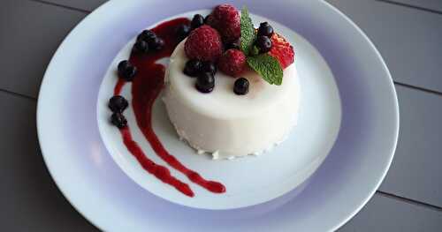 PANNA COTTA AUX FRUITS ROUGES