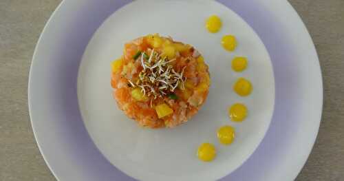 TARTARE DE SAUMON FUMÉ A LA MANGUE